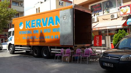 Evden Eve Nakliyat olarak eşya taşımacılık hizmetlerini profesyonel ekiplerimiz ile bireysel ve kurumsal nakliye hizmeti sunuyoruz.